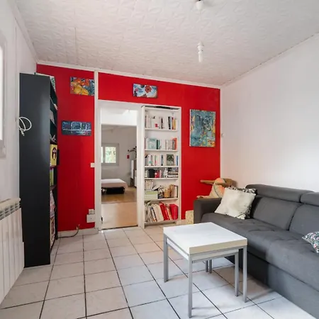 Arboree Au Porte De Paris Montreuil